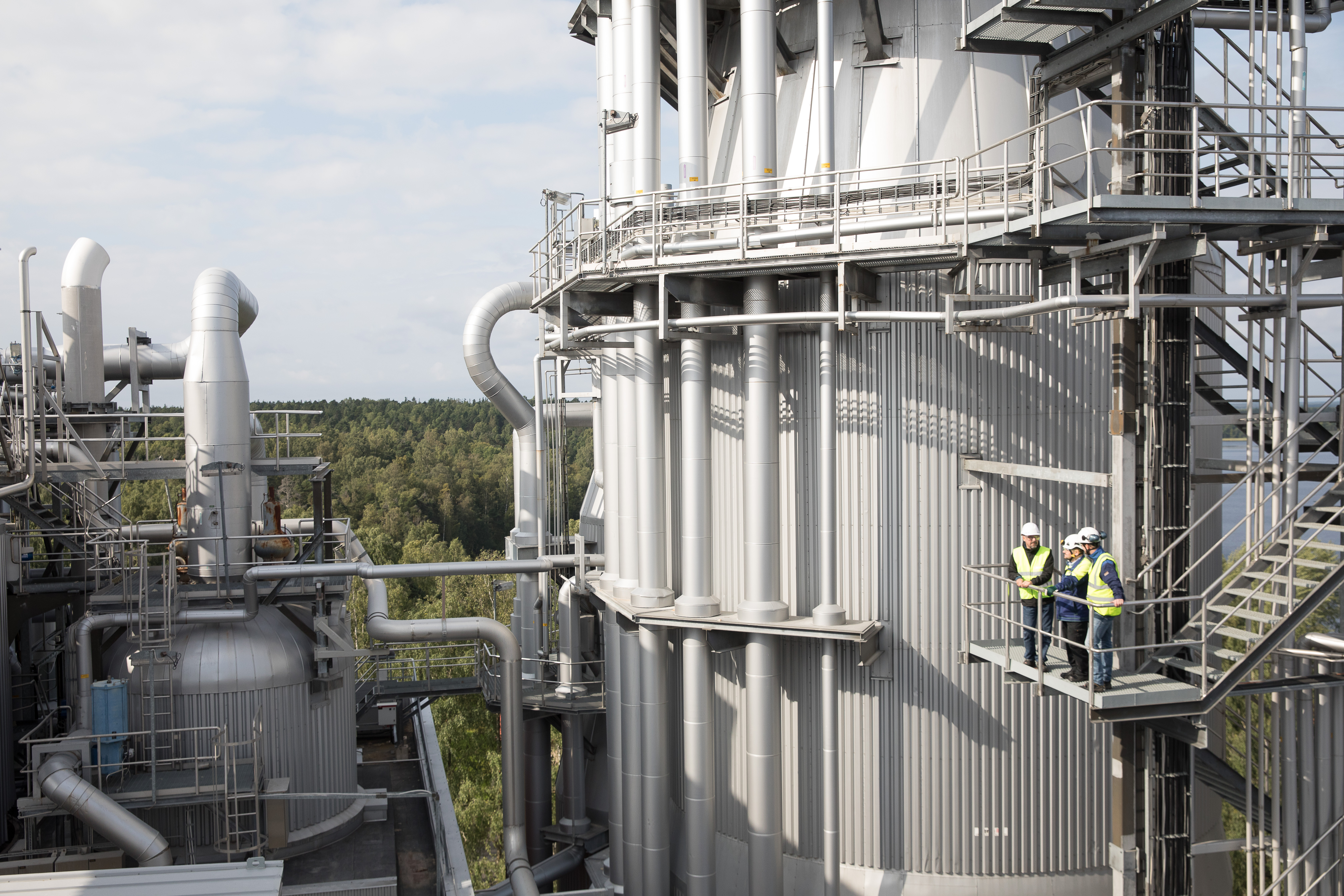 A large industrial plant